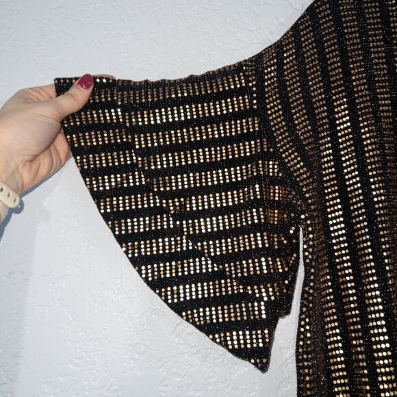 Everly Black & Gold Sequin Shift Mini Dress Size Small - Picture 2 of 5